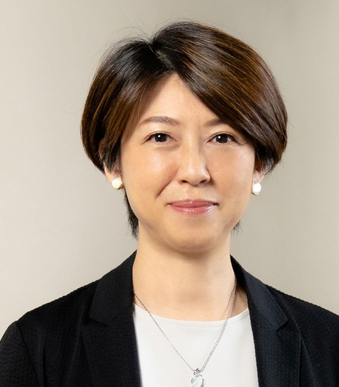 Economic journalist President of Swing-by creation, Inc.  and representative of Innovedia Yuko Uchida