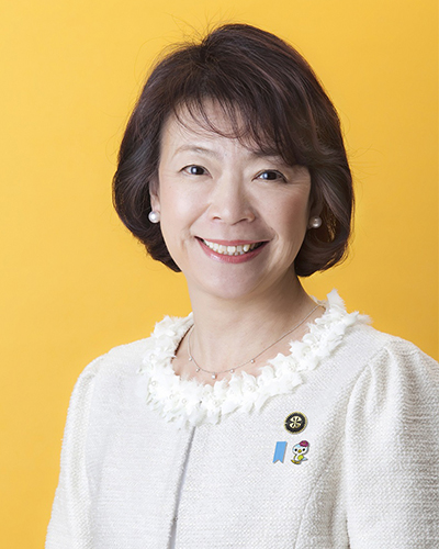 
                                                                 Mayor of Hasuda Kyoko Yamaguchi
                                