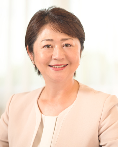 
                                                                Mayor of Gyoda Kuniko Kouda
                                
